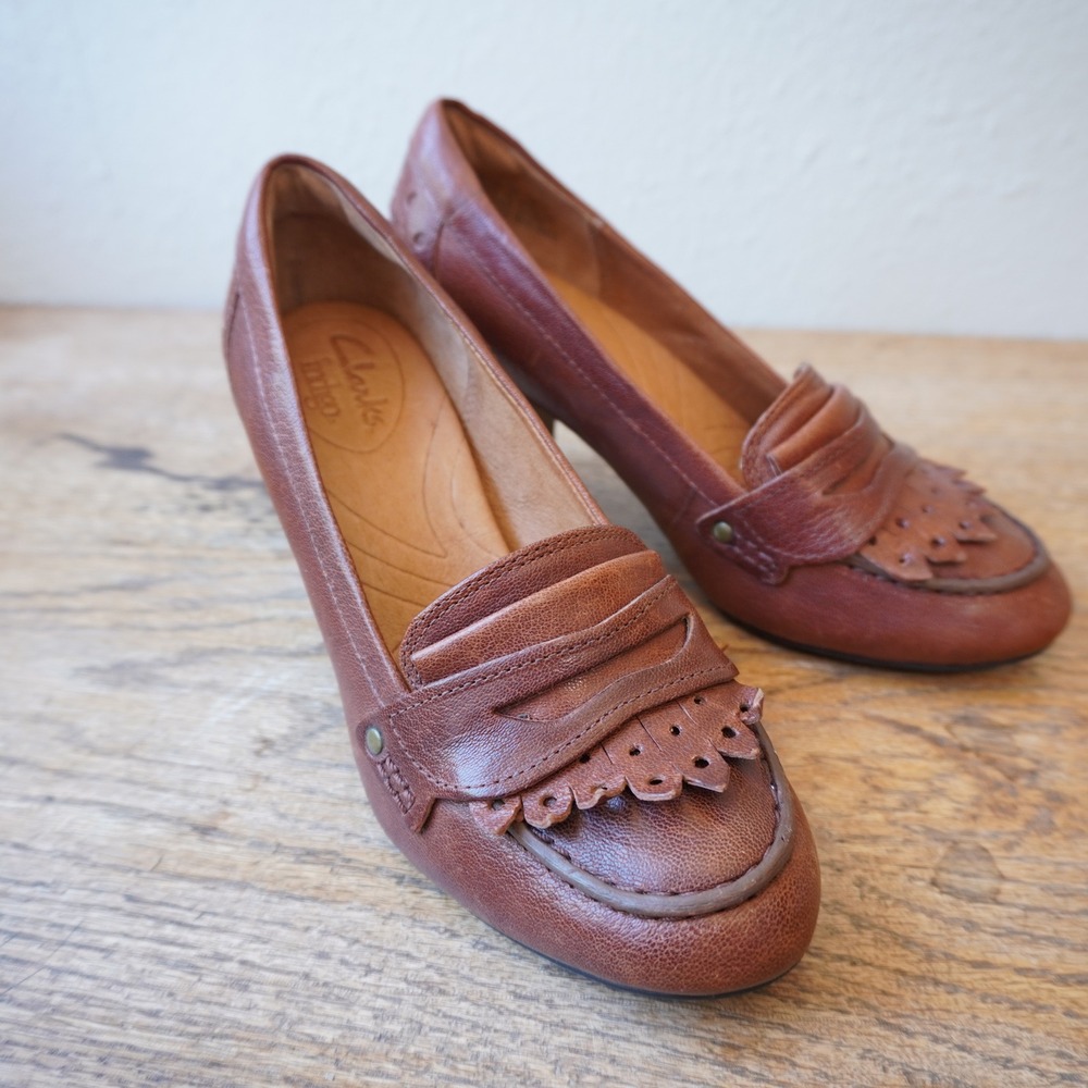 Clarks 6M Indigo Kiltie Penny Loafer Pumps Brown Excellent Leather Heels Retro